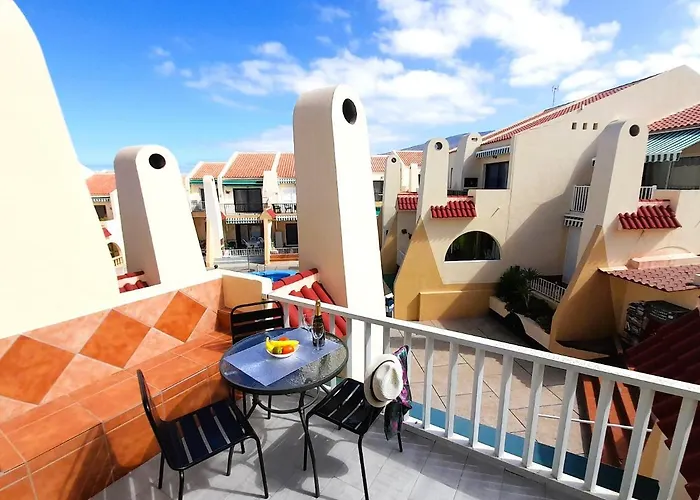 別荘 Mareverde Elisa, 1 Bedroom & Wifi Free アデヘ