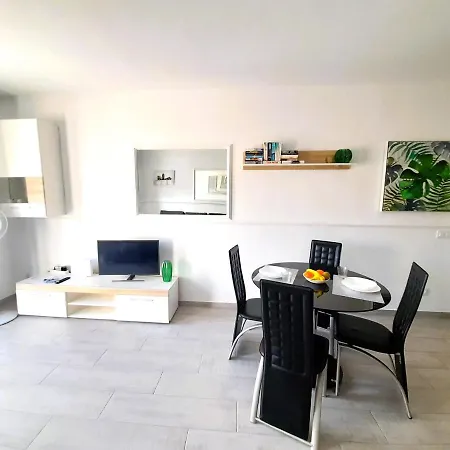 Nyaraló Mareverde Elisa, 1 Bedroom & Wifi Free